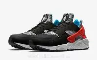 femmes nike air huarache basket mythique bronzine elegance discrte